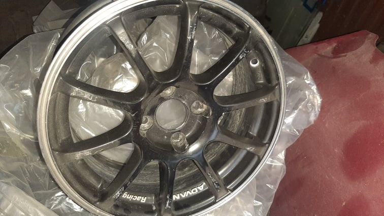 4x100 R15 ADVAN - 3