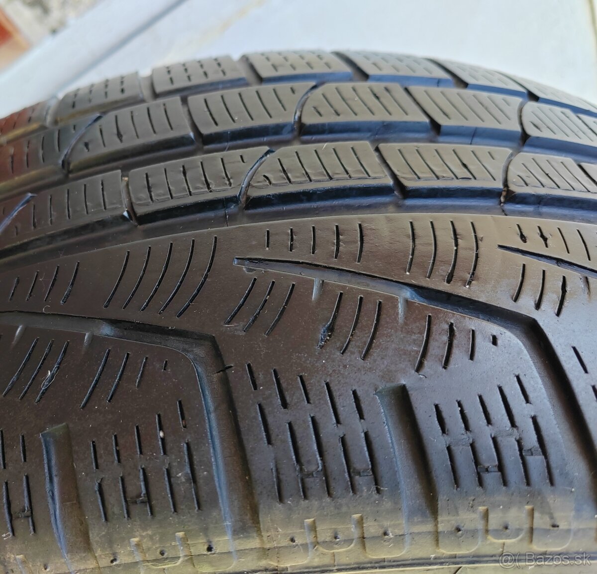 Pirelli 245/45 R18 - 3