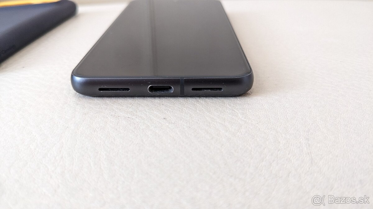 Google Pixel 8 - 3