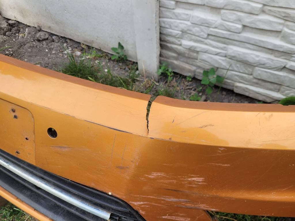 VW CADDY PREDNY NARAZNIK - 3