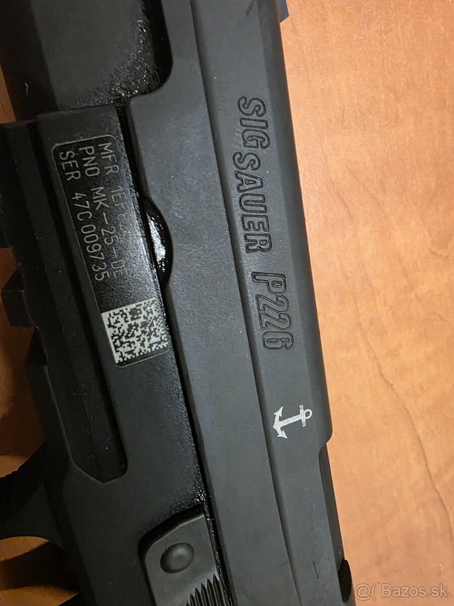 SigSauer p226 MK.25 NAVY - 3