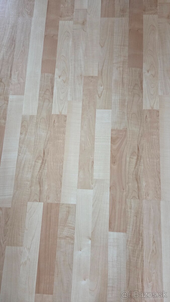 Laminatova podlaha 45-50m2 - 3