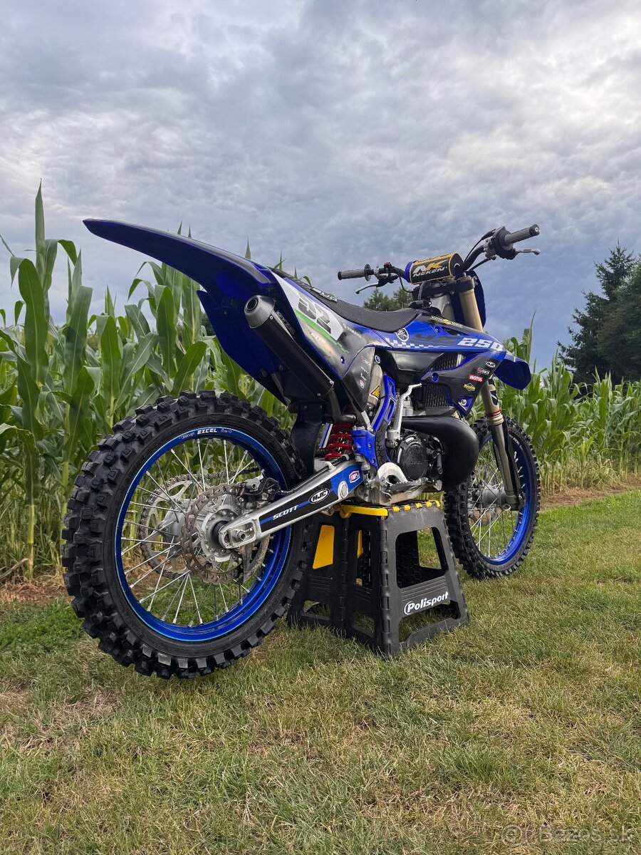 Yamaha YZ250 2T rok 2023