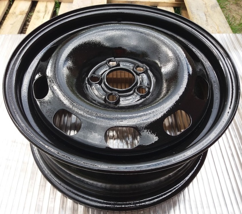 PLECH. DISKY PO 1 KUSE - ŠKODA, BMW, PEUGEOT, FORD,RENAULT, - 3