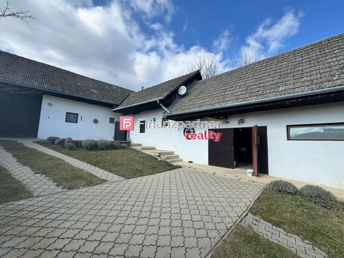 Štýlový vidiecky dom na predaj 14km od mesta Piešťany - 3