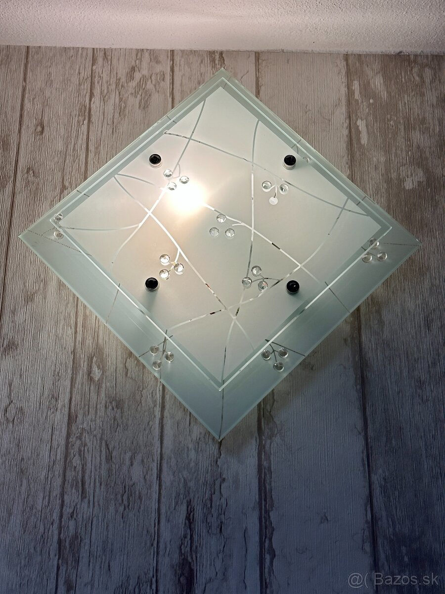 Stropné alebo nástenné svietidlá - 3