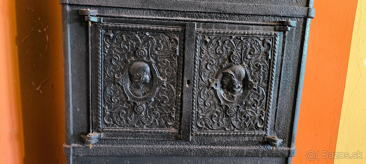 Starožitná liatinová pec. - 3