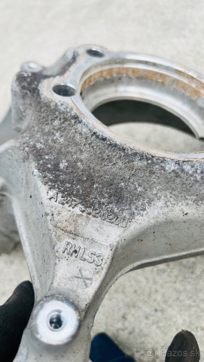 Predám pravú prednú otoč na Mercedes - 3