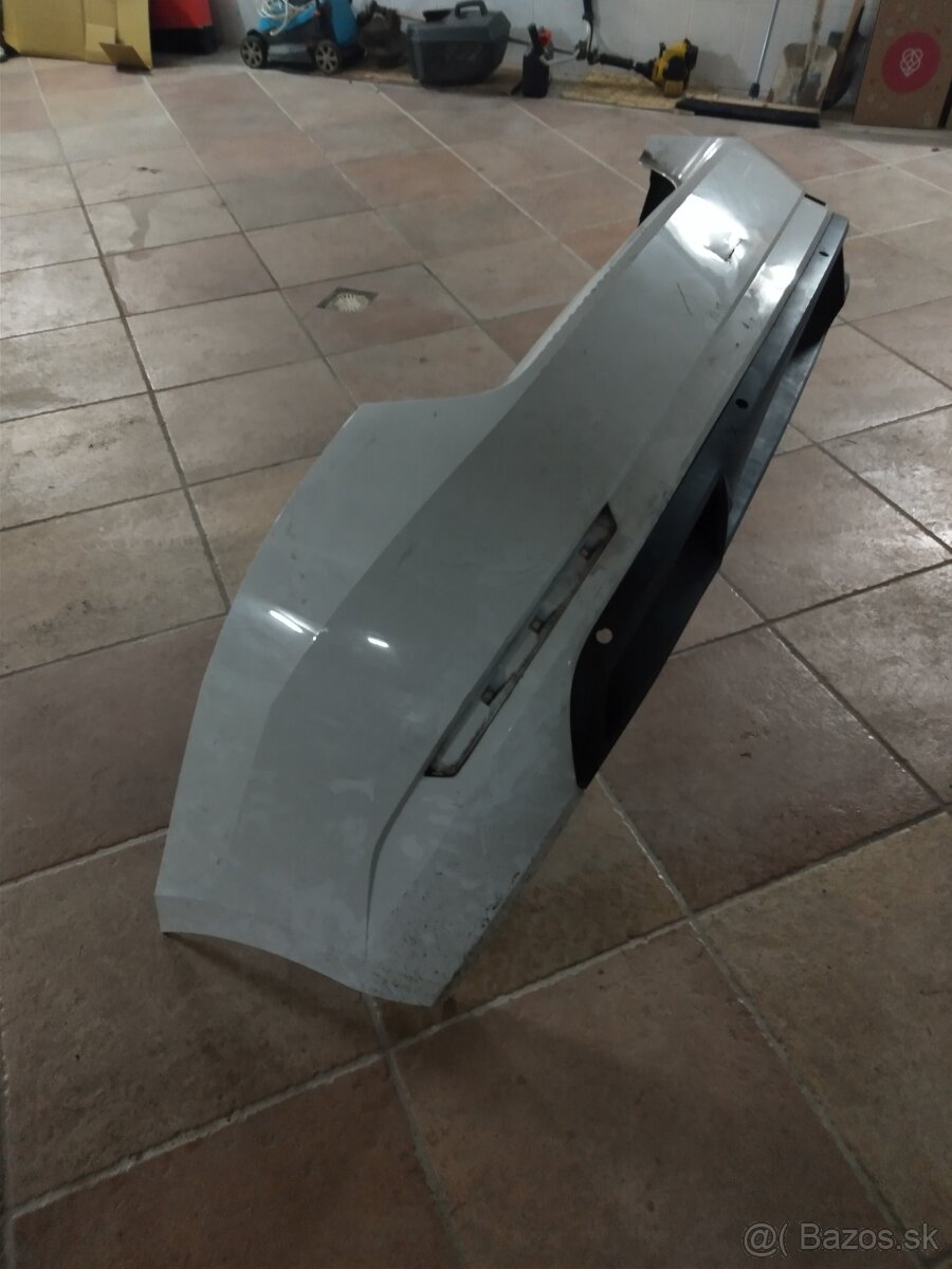 Nárazník zadný Superb 3 sedan . - 3