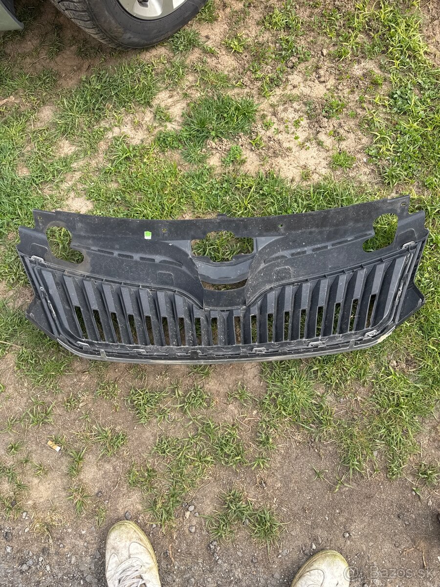 Maska GRILL Škoda Rapid - 3