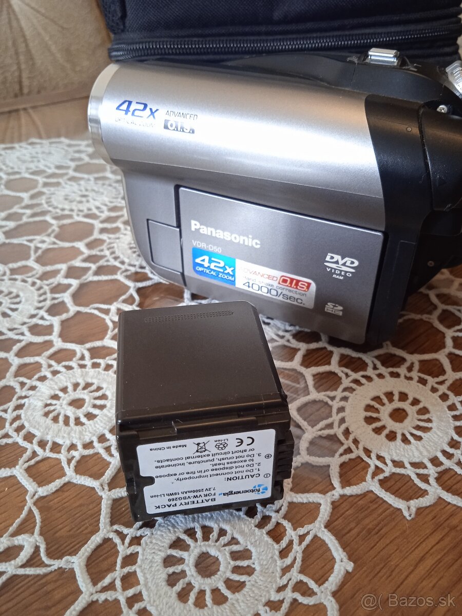 Predám - Videokameru Panasonic VDR D 50 - 3