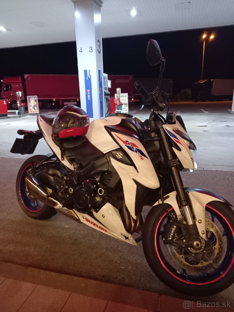 Suzuki GSX-S 1000 - 3