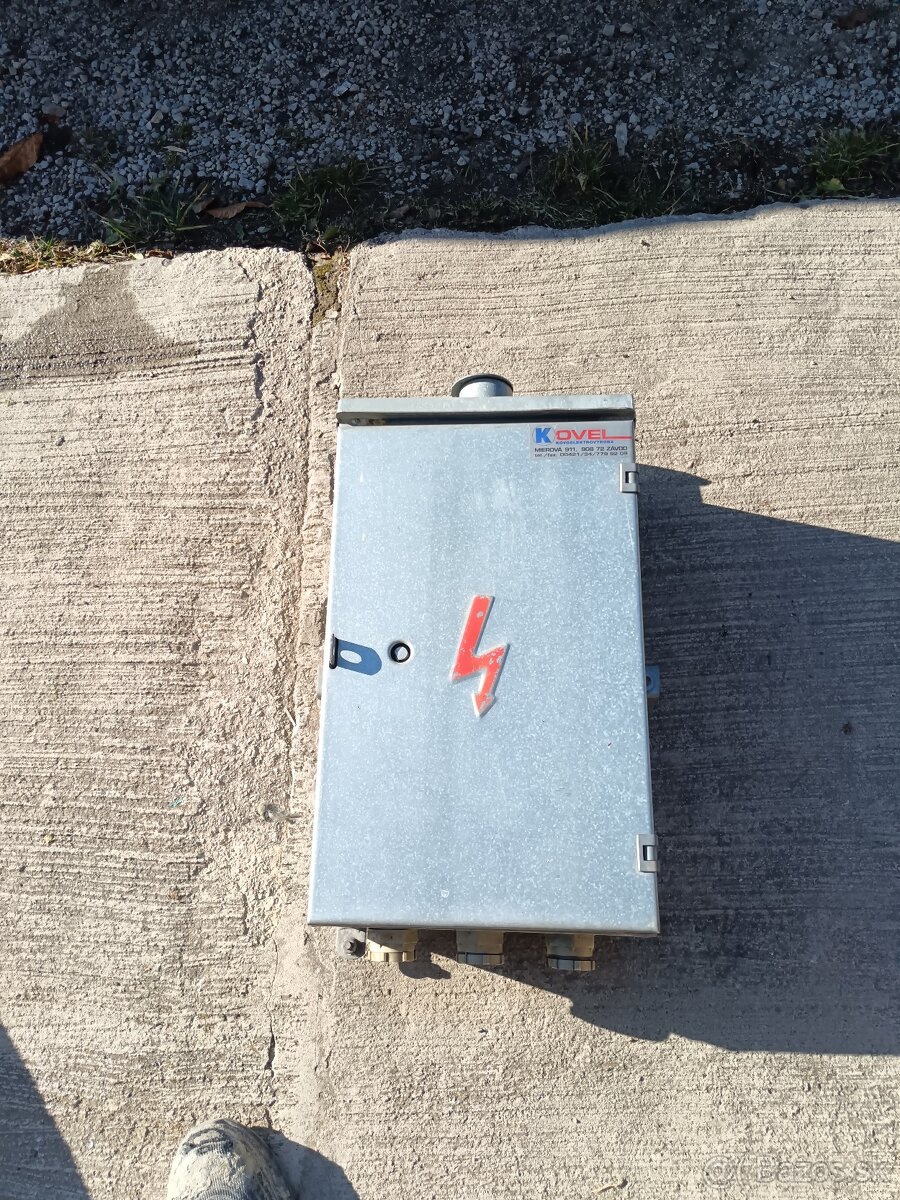 elektrický rozvádzač - 3