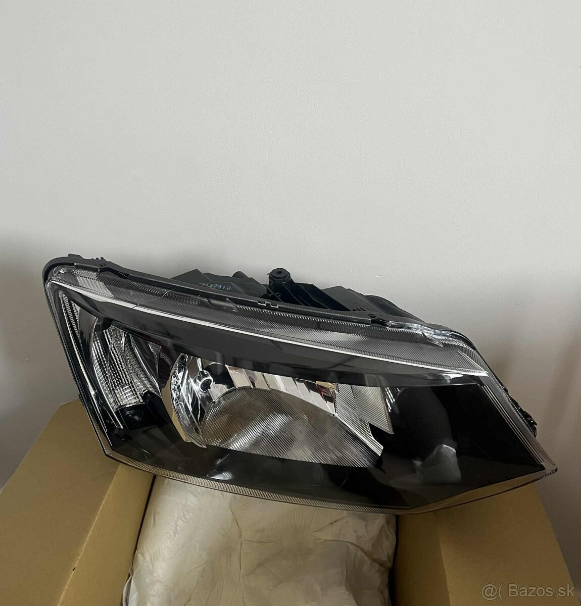 Predám predné svetlá Škoda Fabia 3 - 3