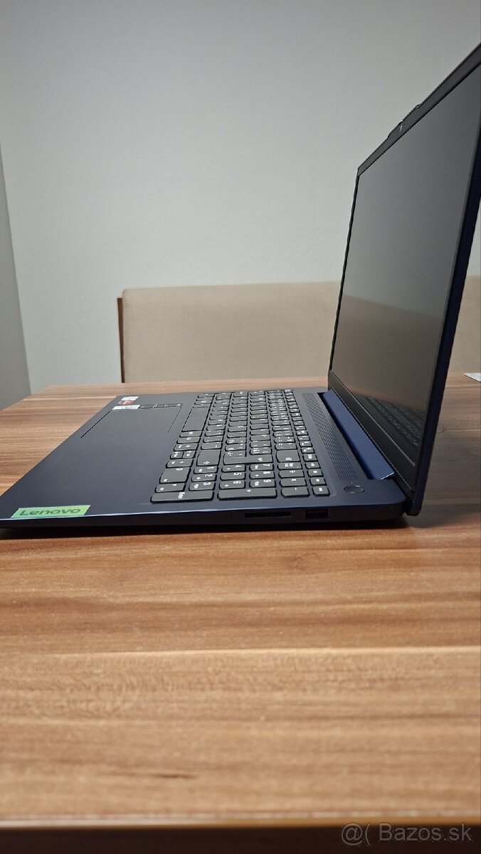 Lenovo Ideapad Slim 3 - 3