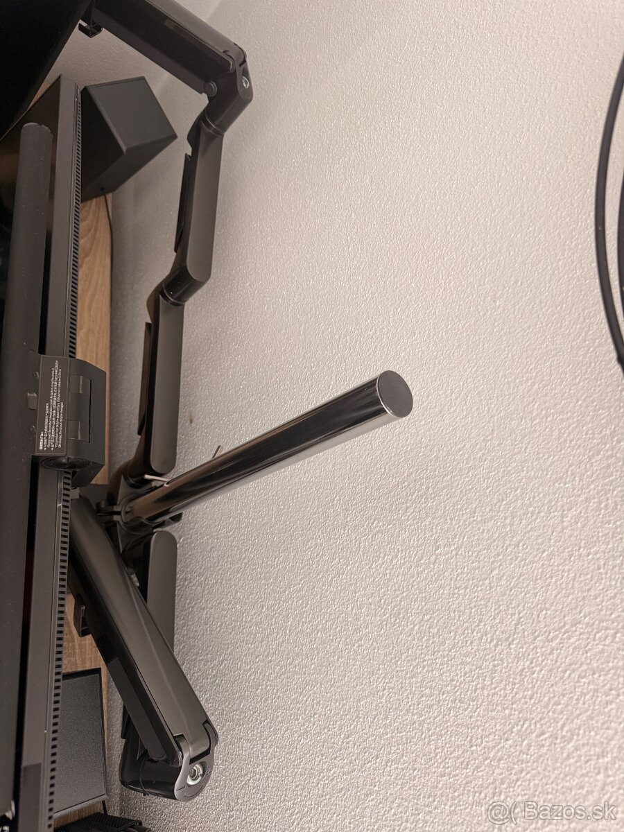 AlzaErgo Arm T130B Premium USB - 3