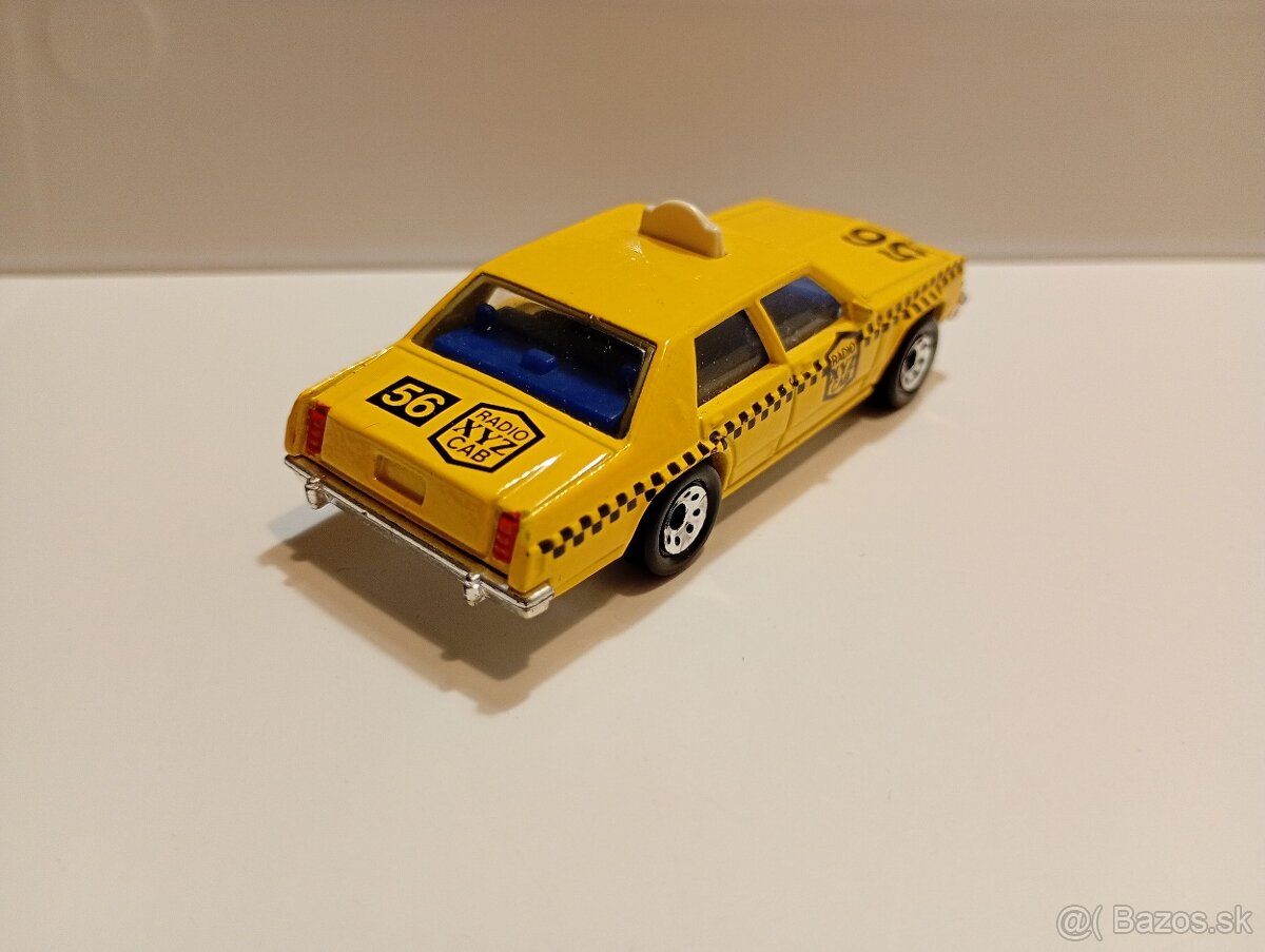 Matchbox Superfast Ford LTD Taxi - 3