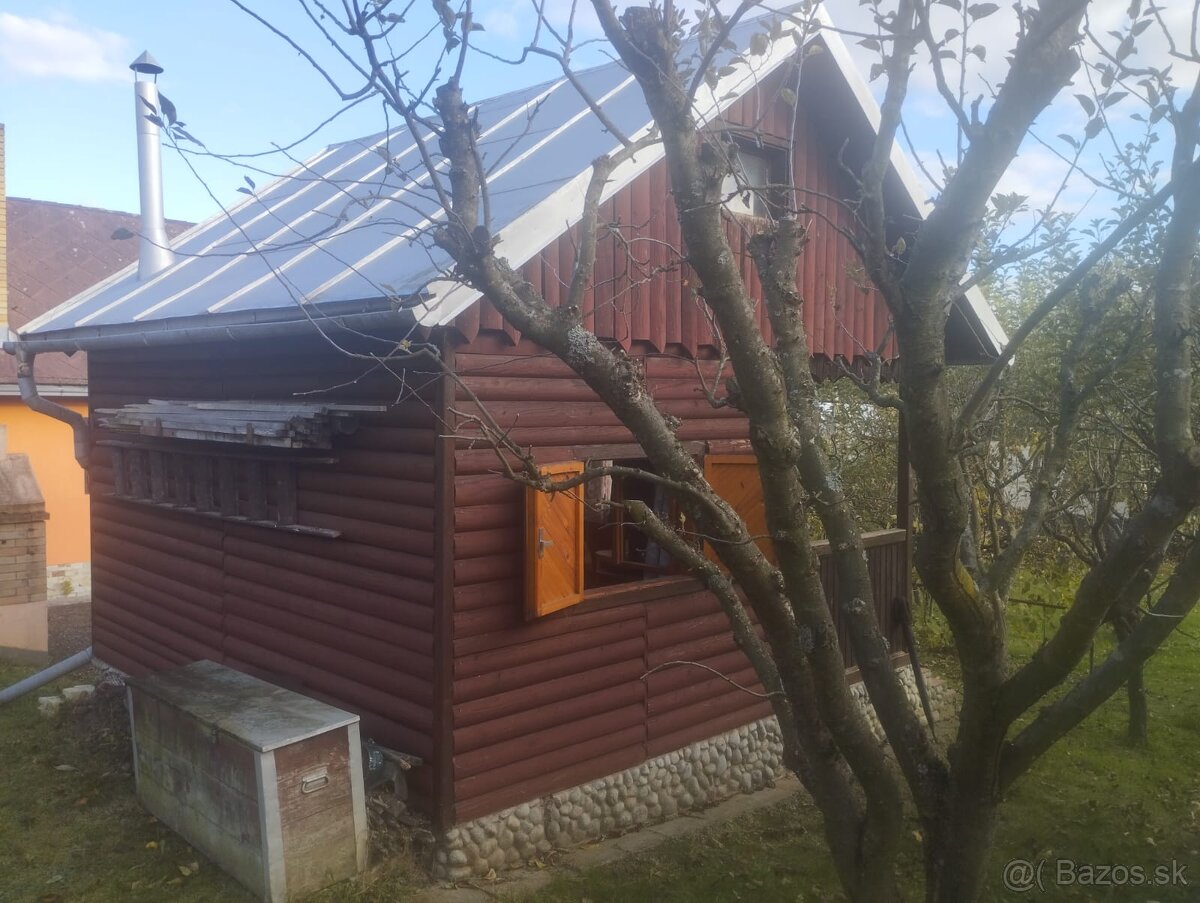 Záhrada s chatkou - 3