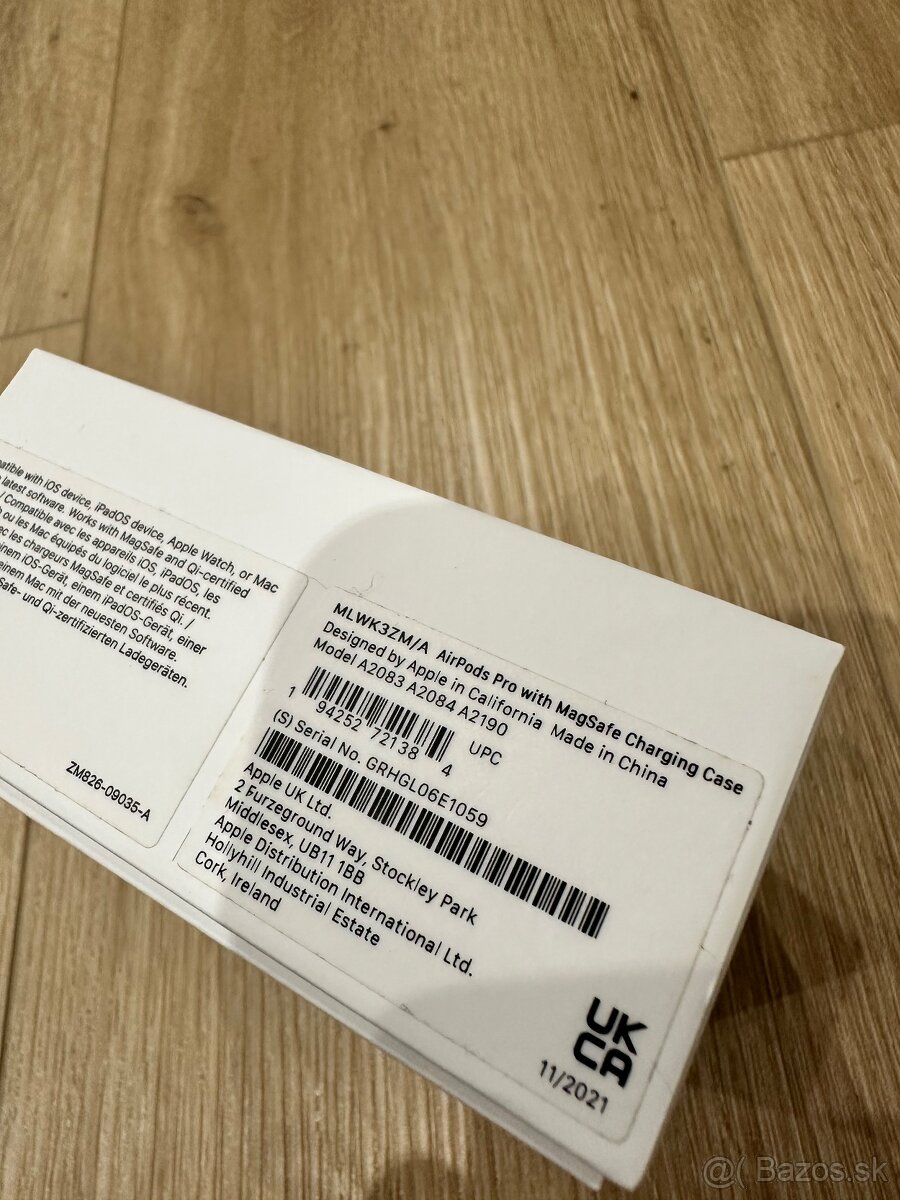 apple airpods pro - 3