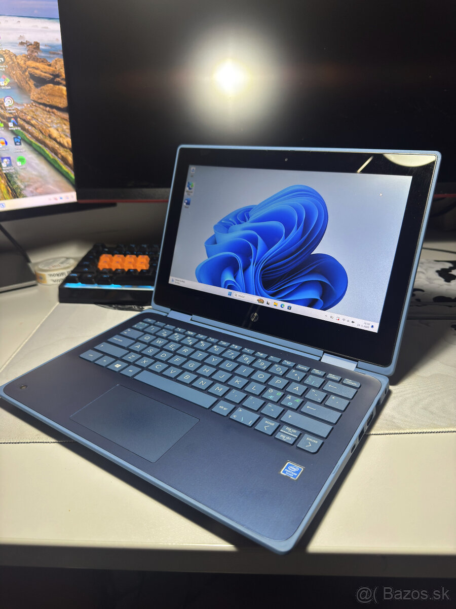 HP 2v1 Tablet+Notebook Dotykový,3.1GHz/8GB,SSD 128GB,8h+ - 3