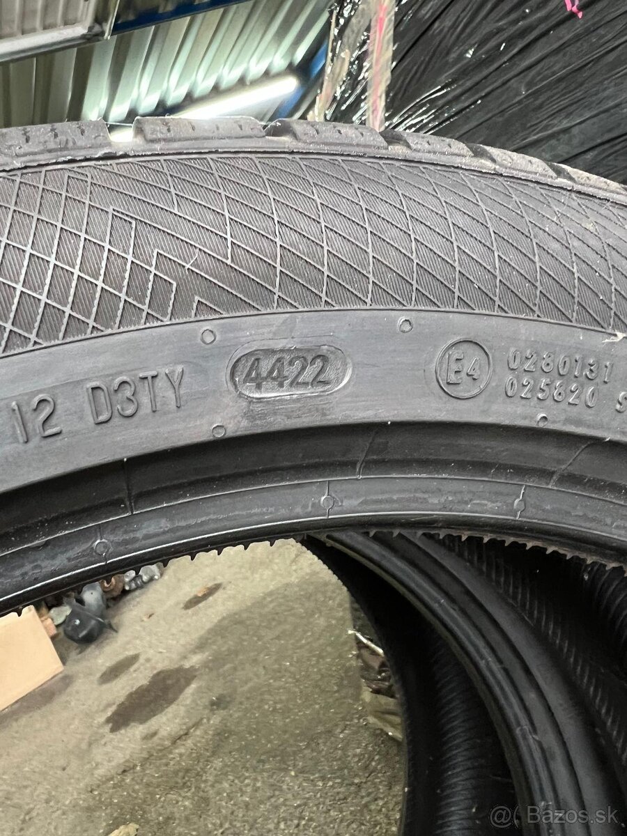 Zimné pneumatiky continental 255/45R20 - 3