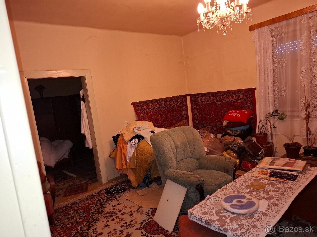 NA PREDAJ Rodinný dom v meste Kráľovský Chlmec - 3