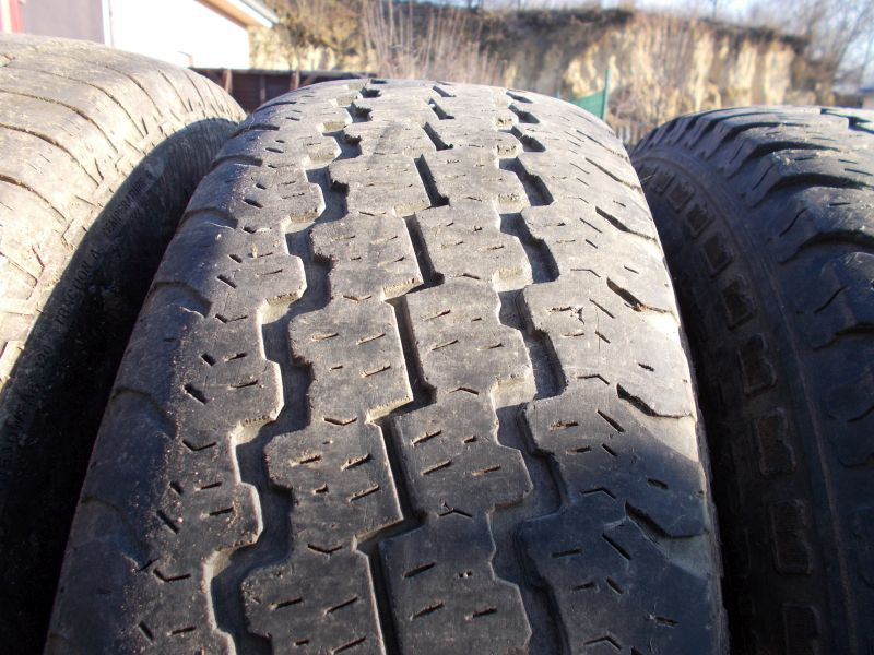 Pneumatiky Kumho 235/75R15 letné 2ks - 3