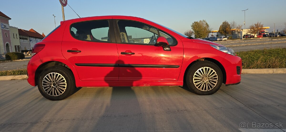 Peugeot 207 1.4 - 3