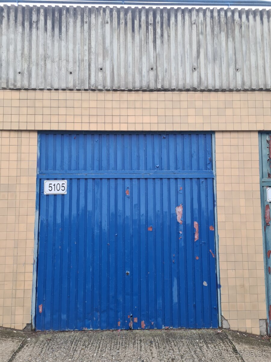 Garaž Martinengova ul. - 3