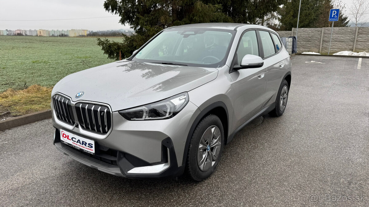 BMW iX1 30 xDrive - 3