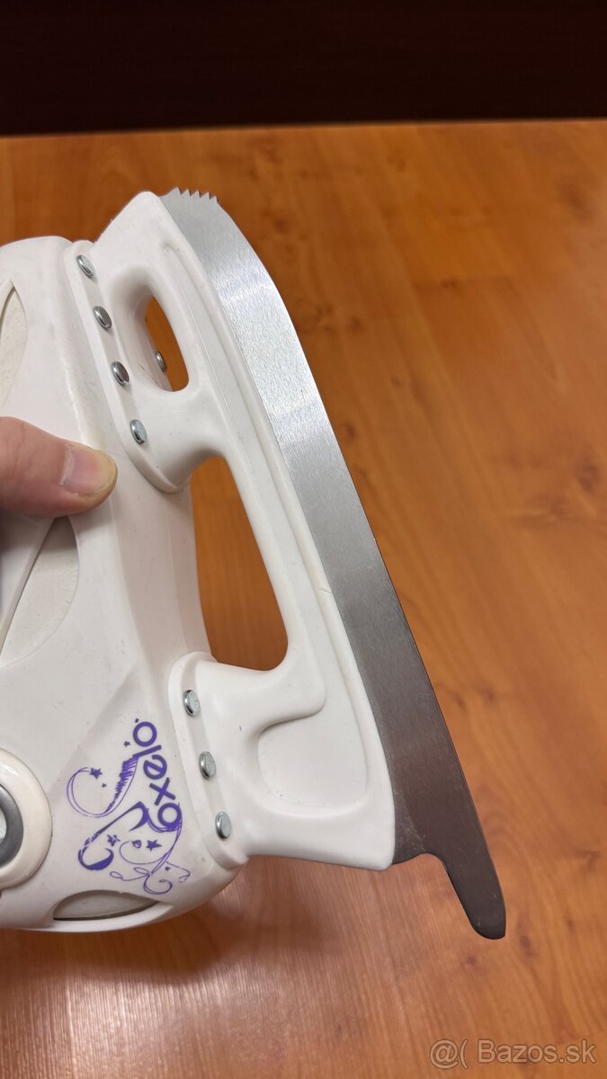 Dievcenske korcule 30-32 - 3