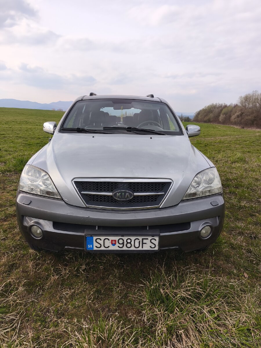 Predám Kia Sorento rok 2003 - 3