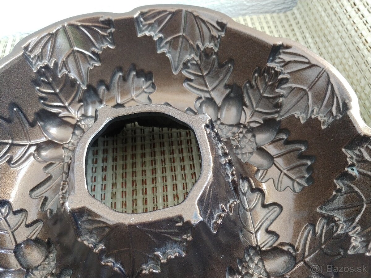 Forma na koláč / bábovku AUTUMN WREATH, zn.Nordic Ware - 3