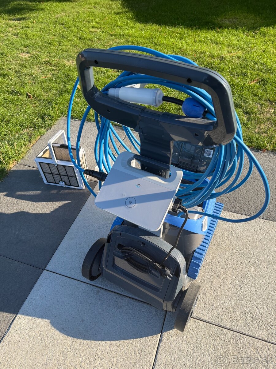 bazénový vysávač Maytronics Dolphin S400 - 3