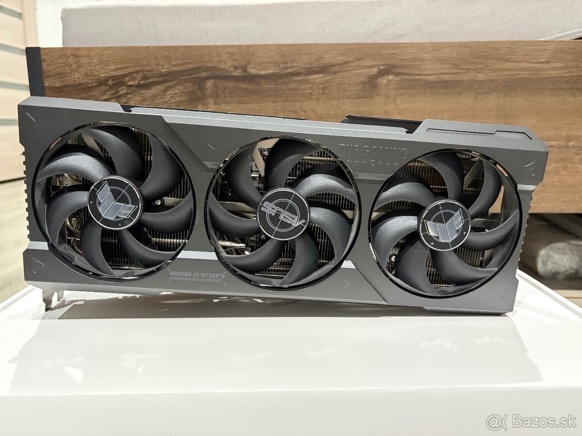 ASUS TUF Gaming GeForce RTX 4080 16GB OC Edition - 3