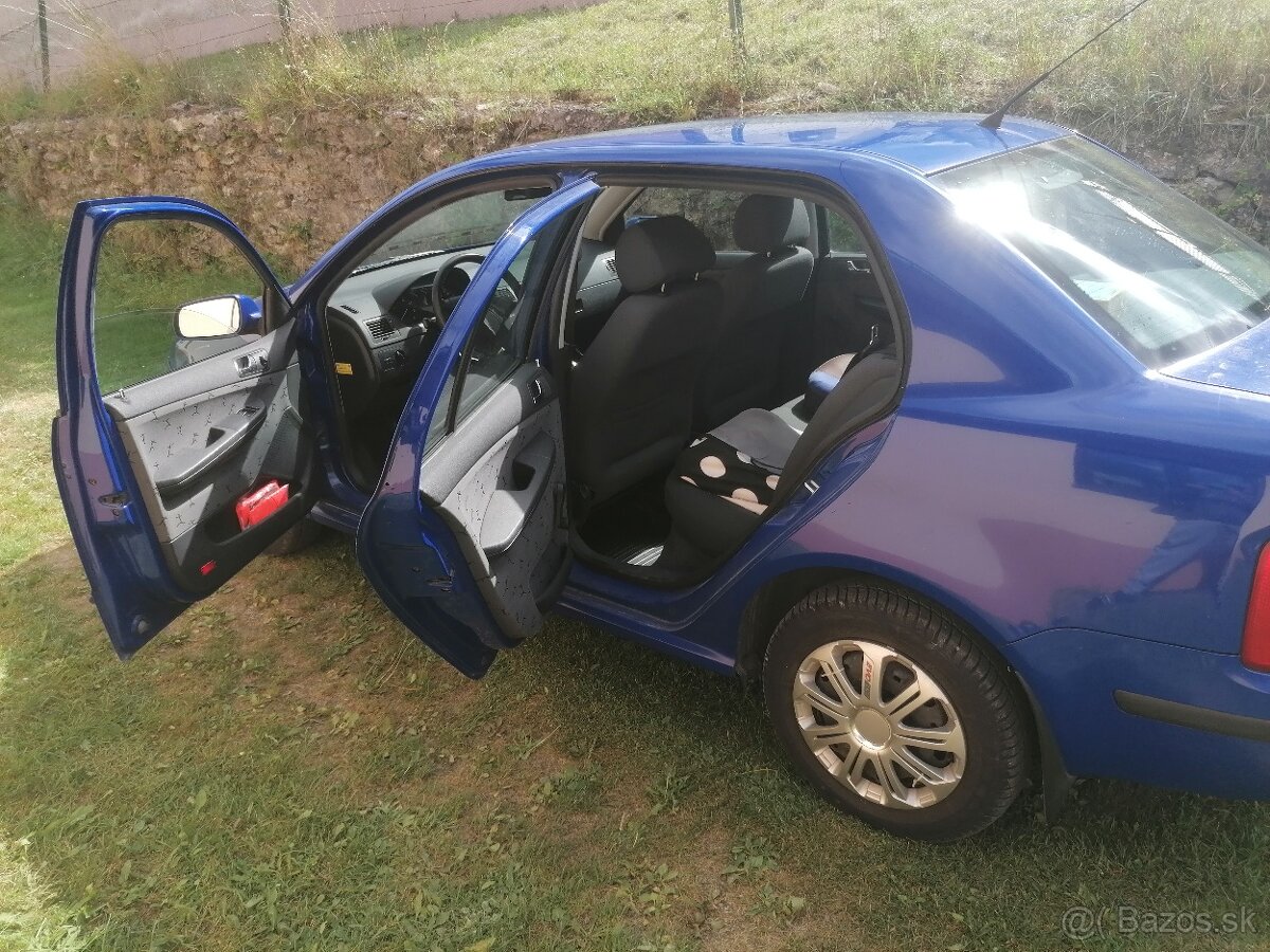 Škoda Fabia Sedan 55Kw - 3