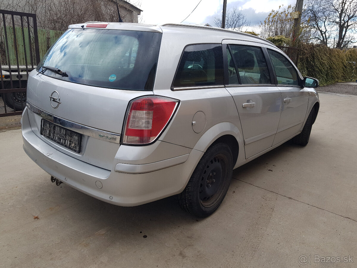 OPEL ASTRA H 1,7D 81KW RV.2009 - 3