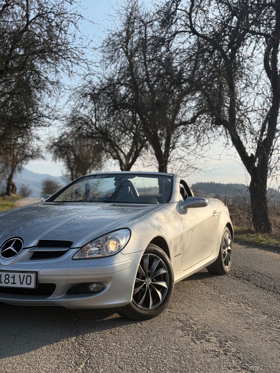 Mercedes- Benz SLK - 3