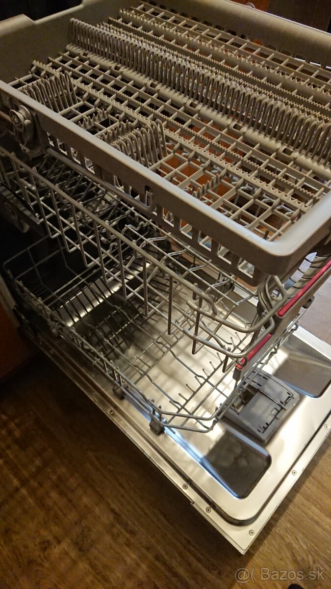 Bosch Super Silence SPU46MS01E - 3