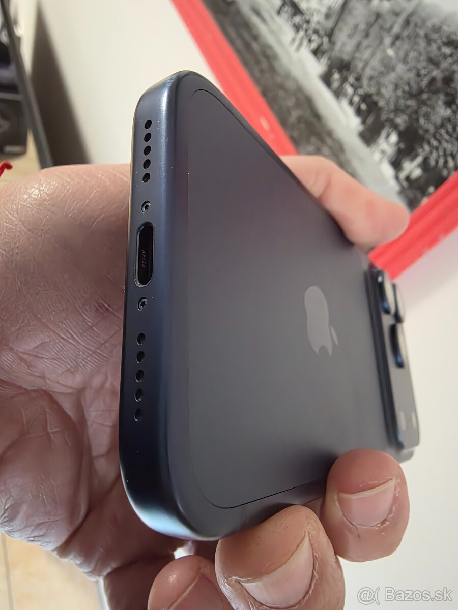 Apple iPhone 17 Pro 256GB Deep Blue - 3