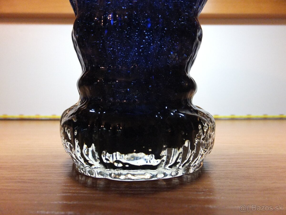 Zajímavá masivní těžká tmavě modrá váza nebo pohár. - 3
