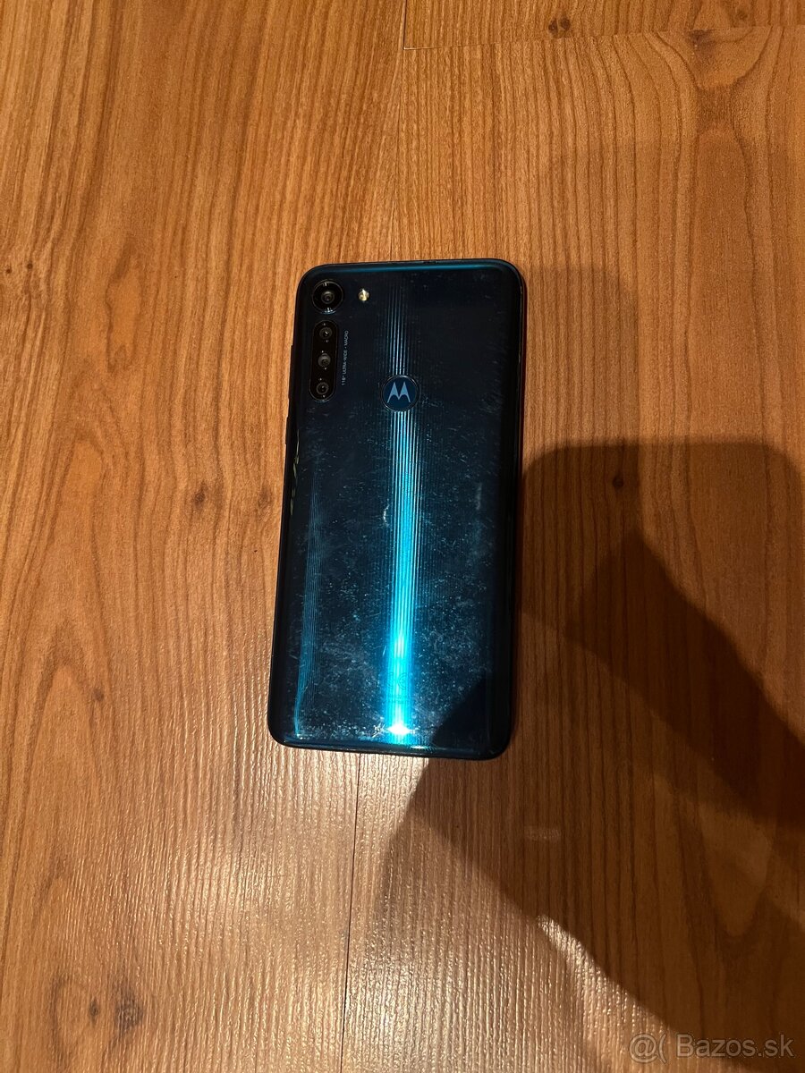 Motorola g8 power - 3