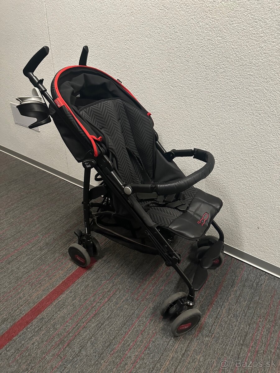 Predam PegPerego cestovny kočík čierny - 3