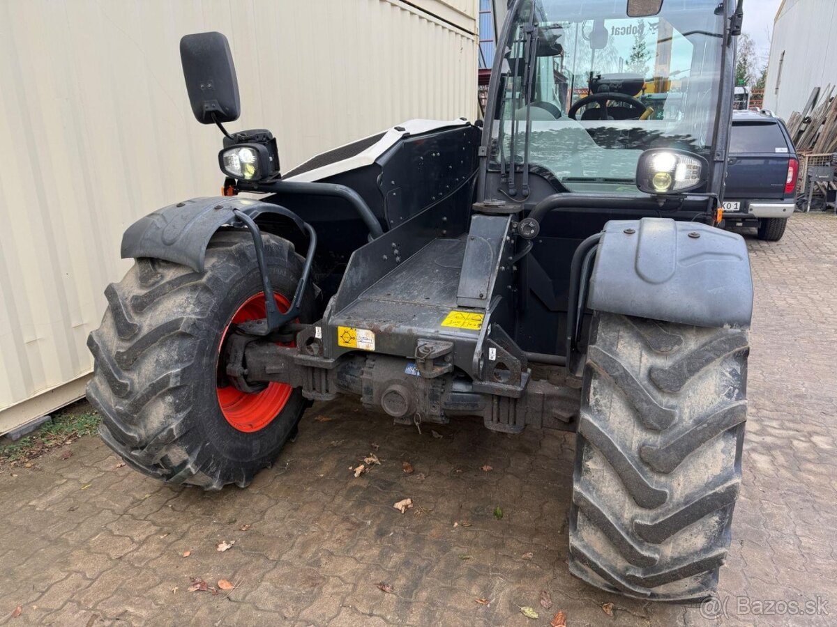 Bobcat TL43.80HF Agri – teleskopický manipulátor - 3