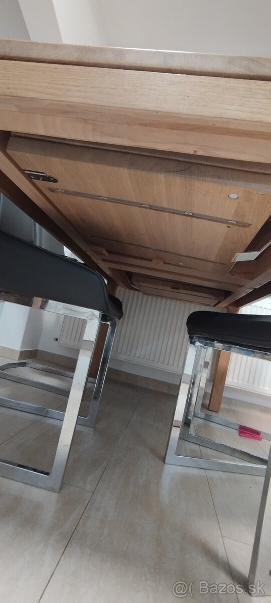 Kuchynský stôl z masívu - 3