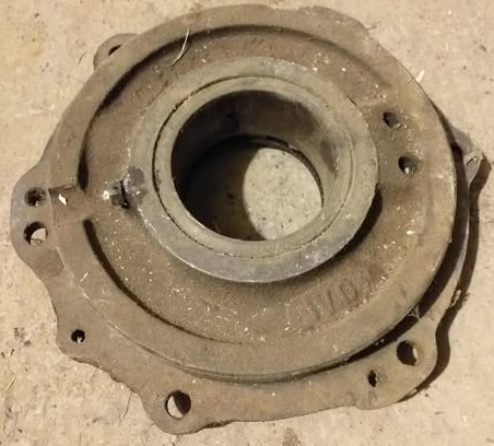 Kupim predne veko motora Zetor 25 - 3