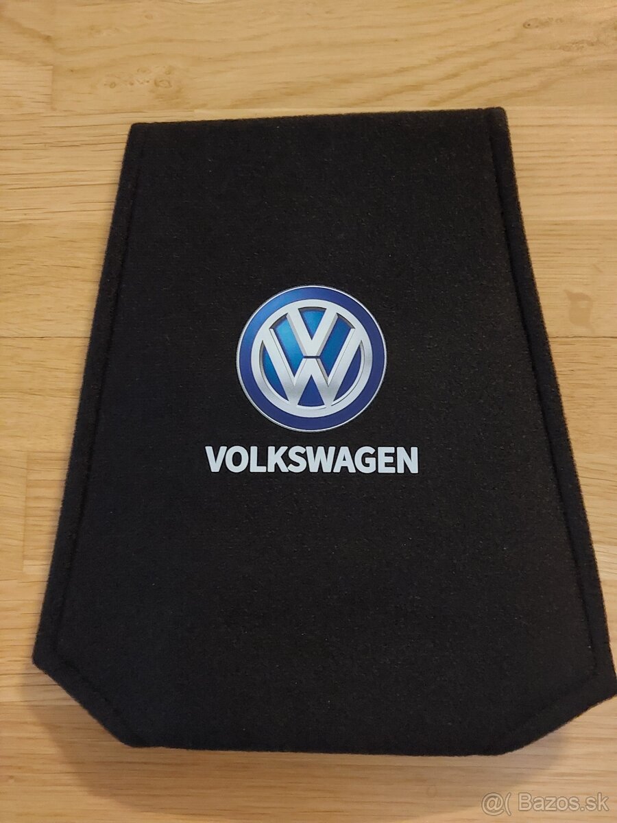 Návleky na hlavové opierky. - 3