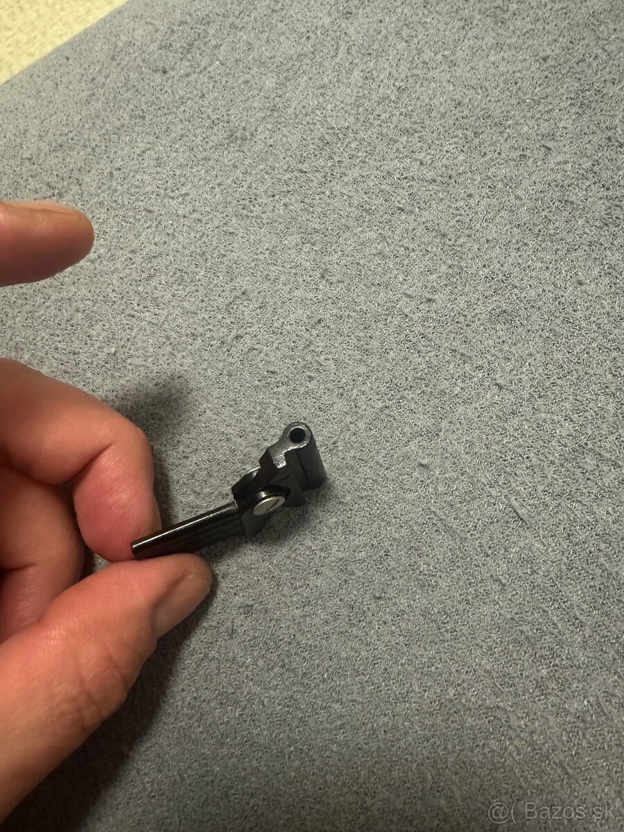 Sada elektrických držiakov zadných okien - 3