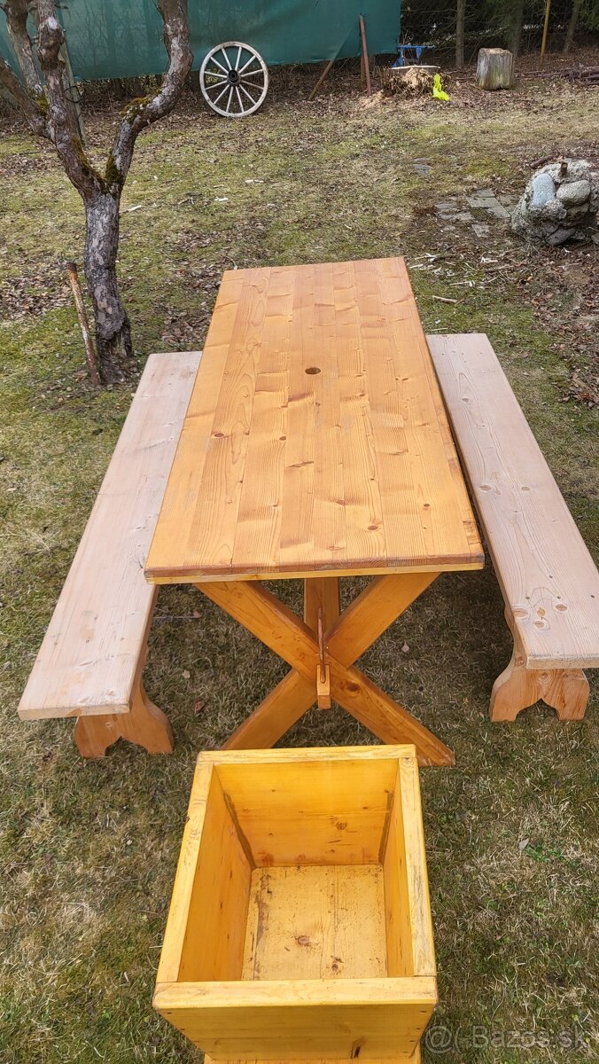 Stol s lavicami - 3