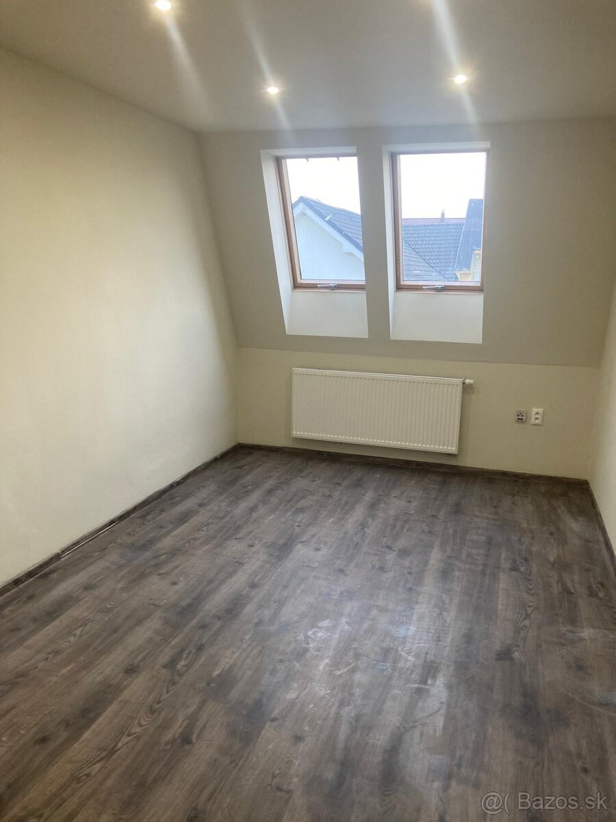 Prenájom 1 izbový byt s parkingom Trnava - 3